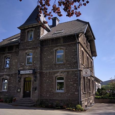 Hotel Zur-Borke Neuenrade Extérieur photo